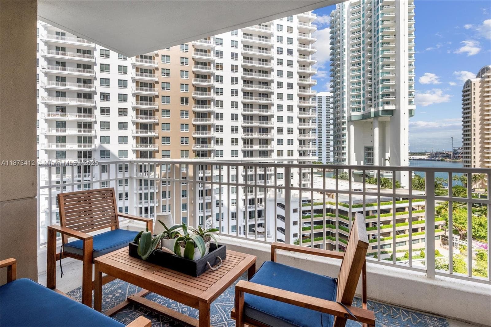 701 Brickell Key Blvd # 1106, Miami FL 33131 — 52
