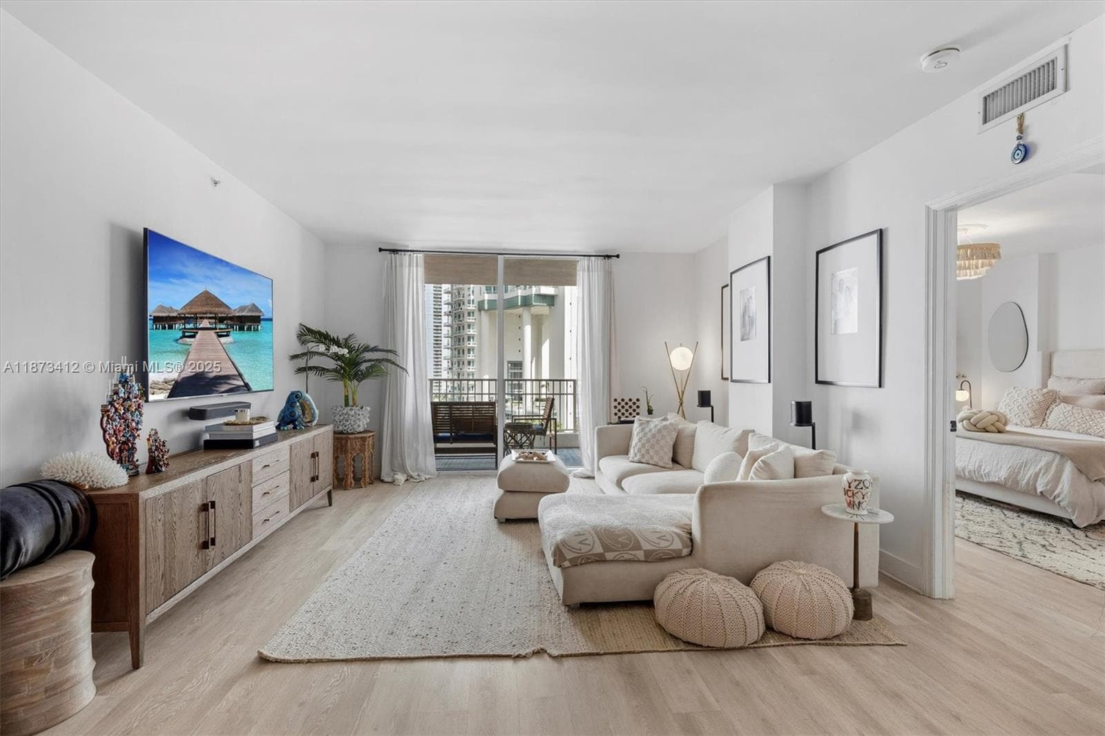 701 Brickell Key Blvd # 1106, Miami FL 33131 — 16