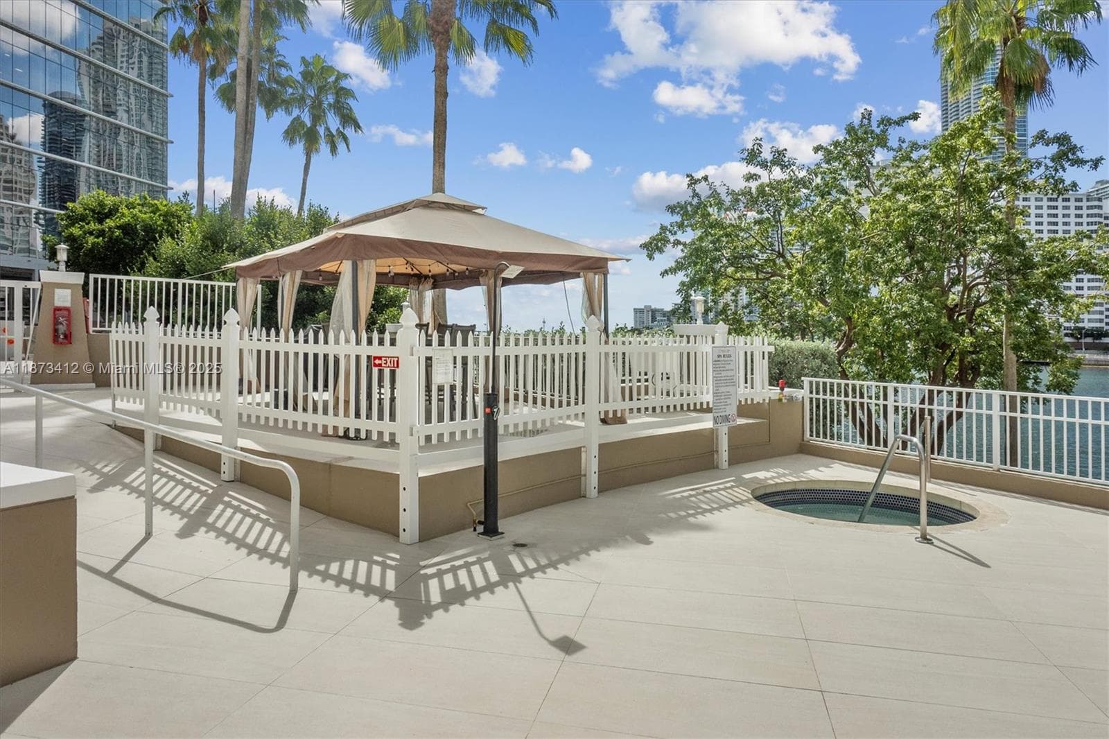 701 Brickell Key Blvd # 1106, Miami FL 33131 — 9