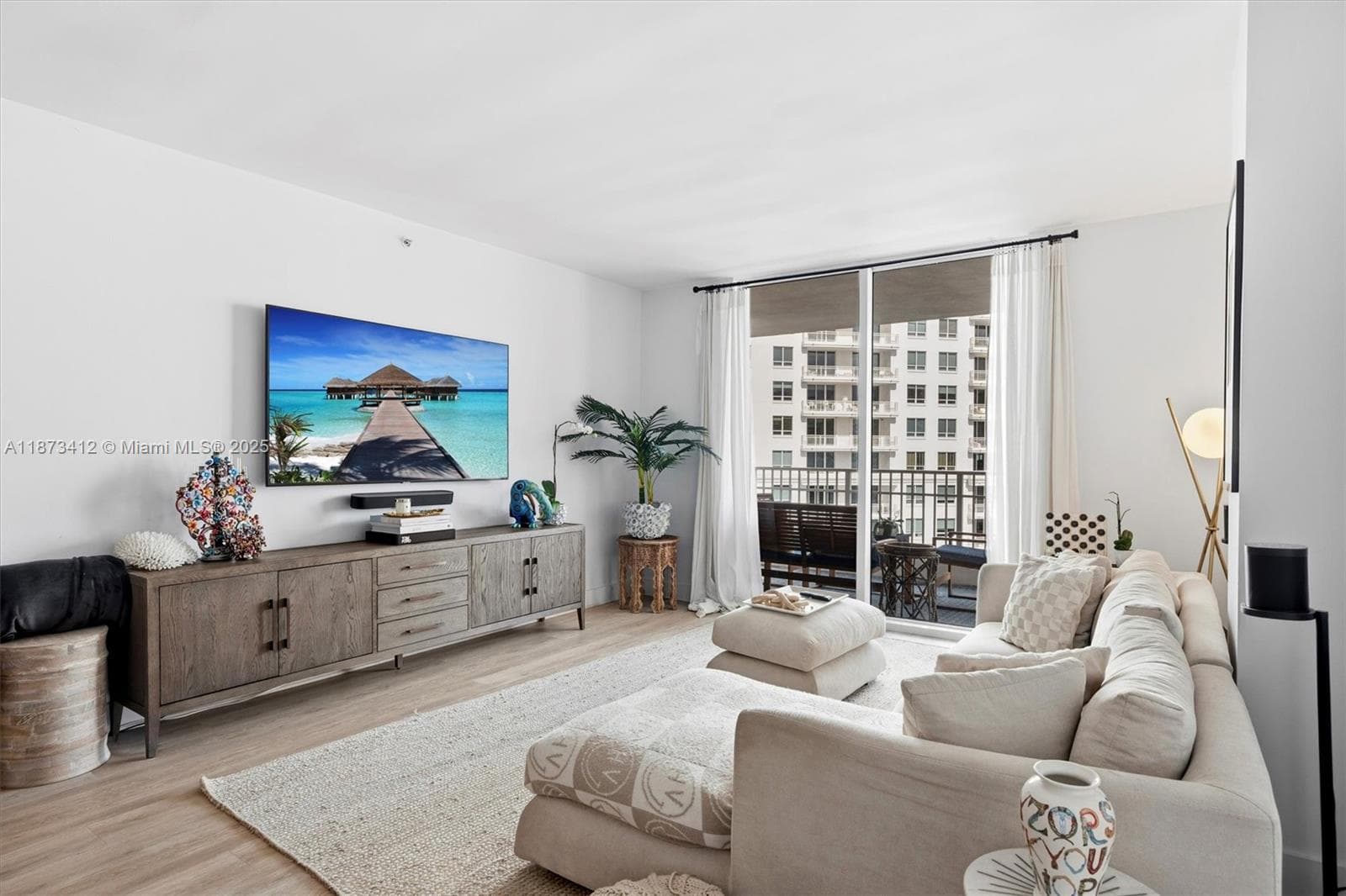 701 Brickell Key Blvd # 1106, Miami FL 33131 — 15