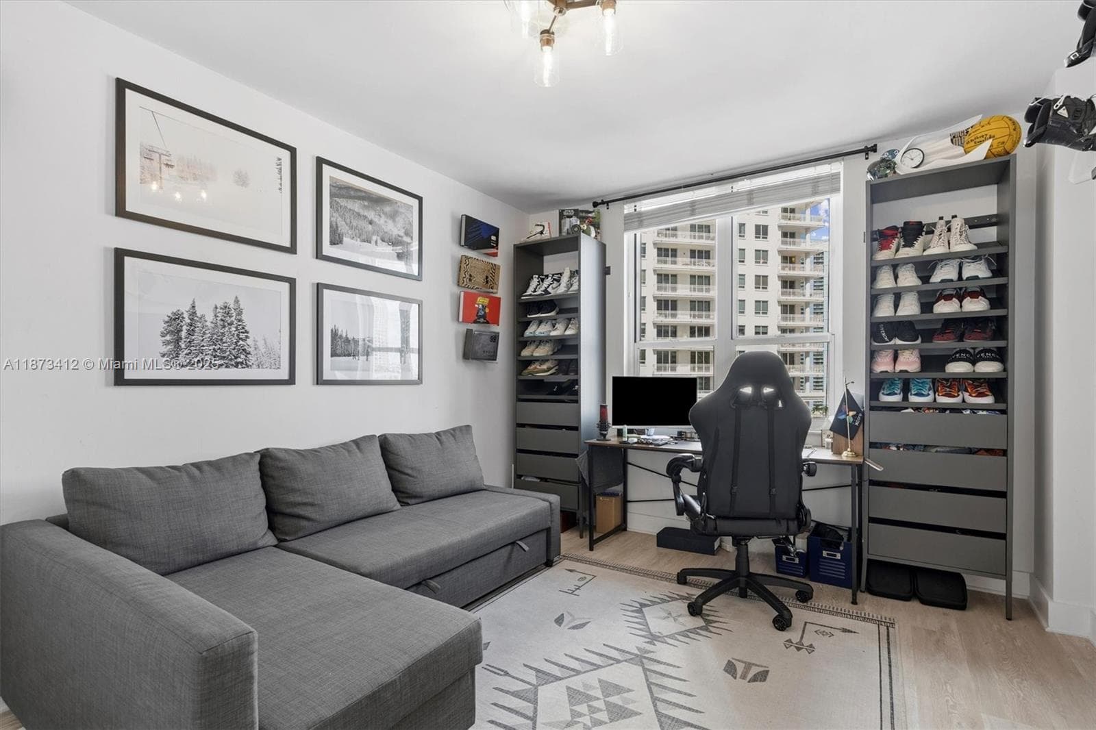 701 Brickell Key Blvd # 1106, Miami FL 33131 — 44