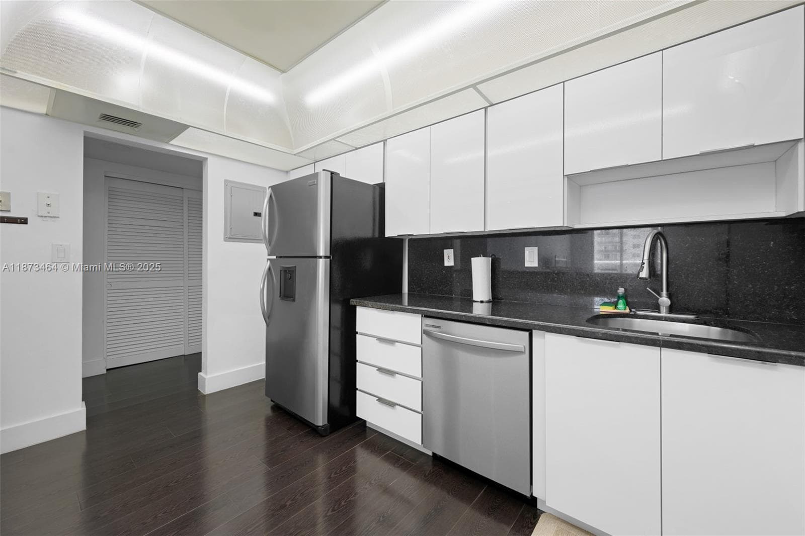 19380 Collins Ave # 1414, Sunny Isles Beach FL 33160 — 9