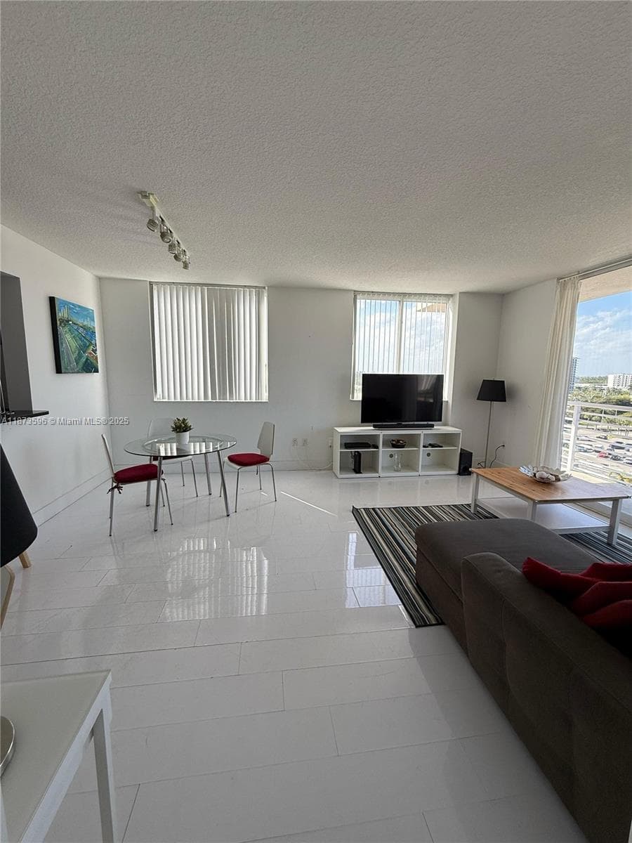 18800 NE 29th Ave # 801, Aventura FL 33180 — 14