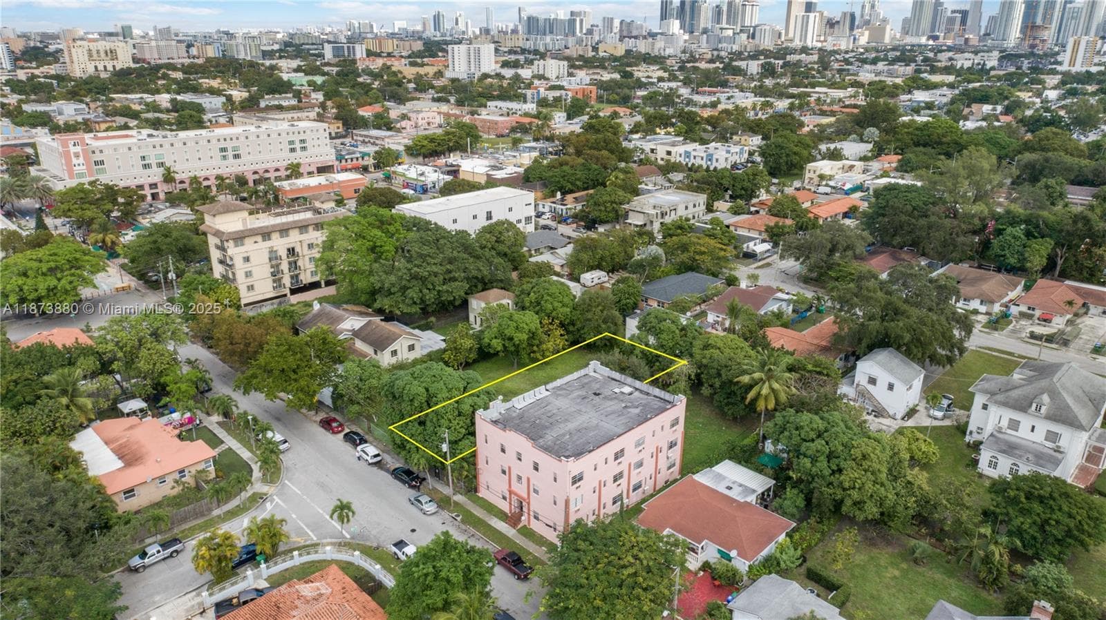 1001 SW 15th Ave, Miami FL 33135 — 7