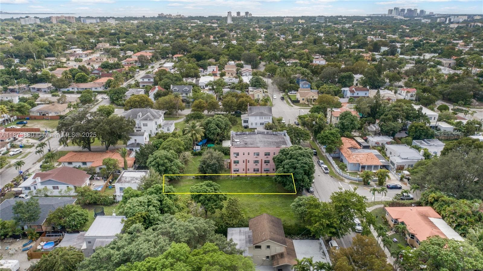 1001 SW 15th Ave, Miami FL 33135 — 11