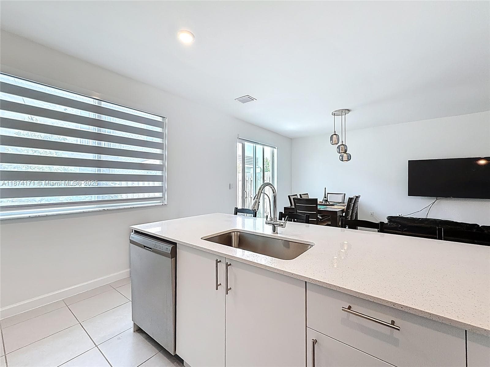 716 SE 14th St, Homestead FL 33034 — 25