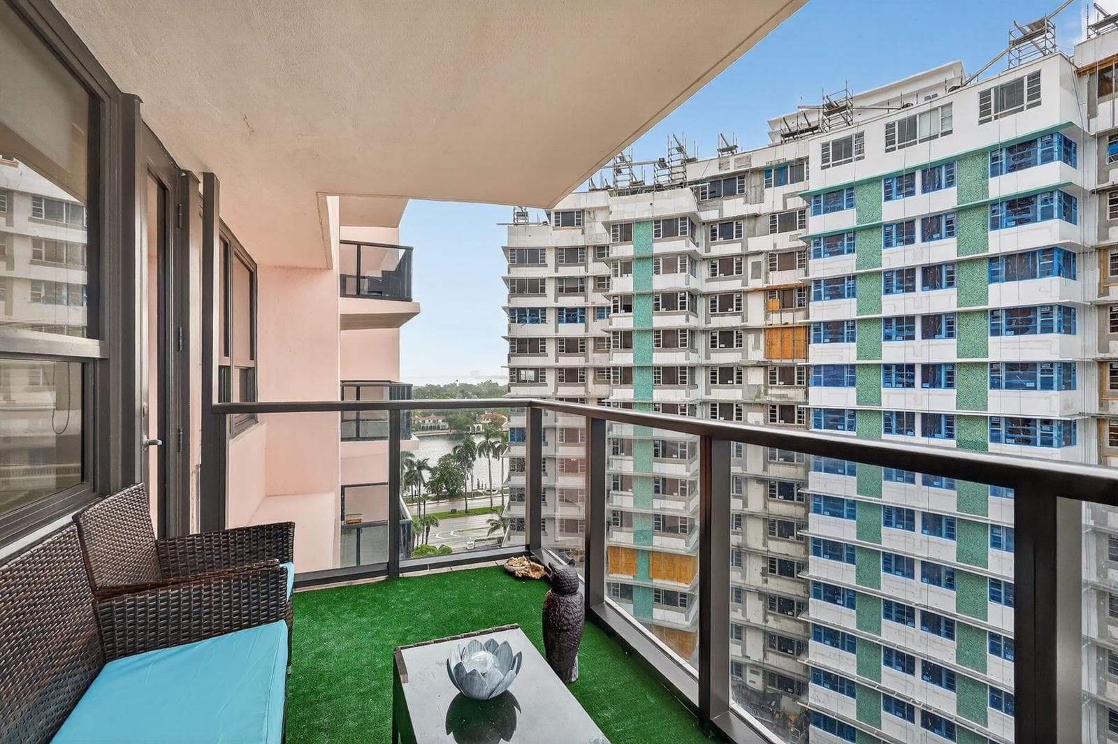 5225 Collins Avenue # 1408, Miami Beach FL 33140 — 24