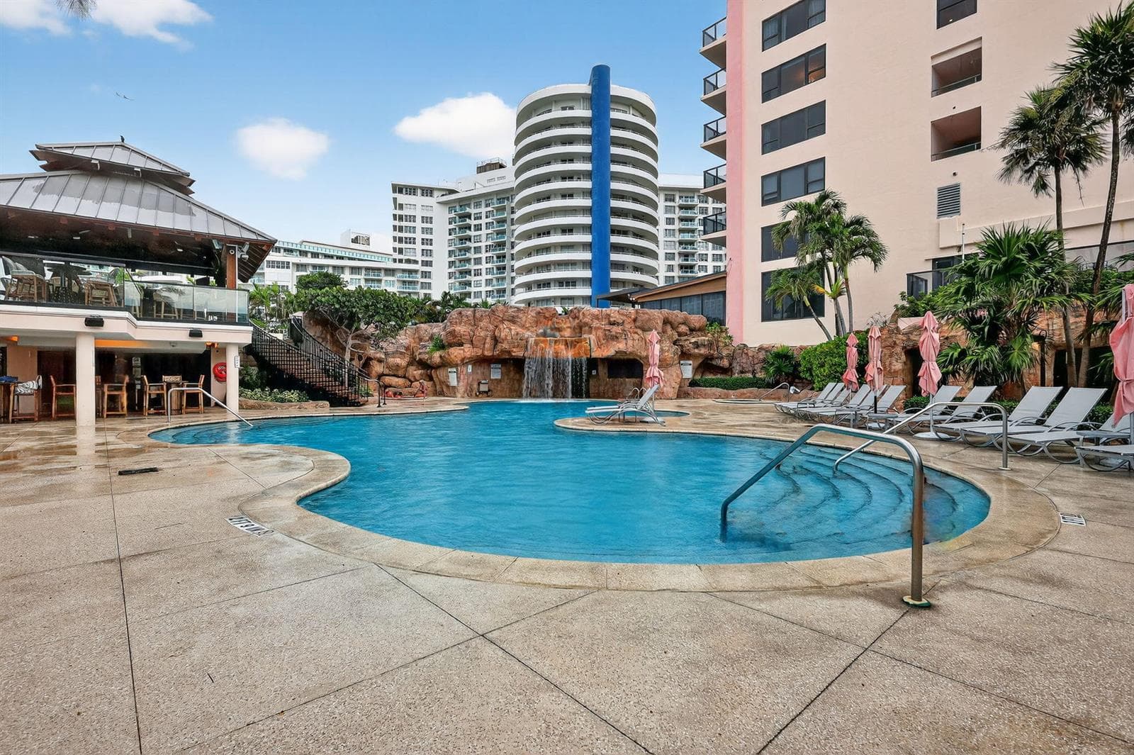 5225 Collins Avenue # 1408, Miami Beach FL 33140 — 34