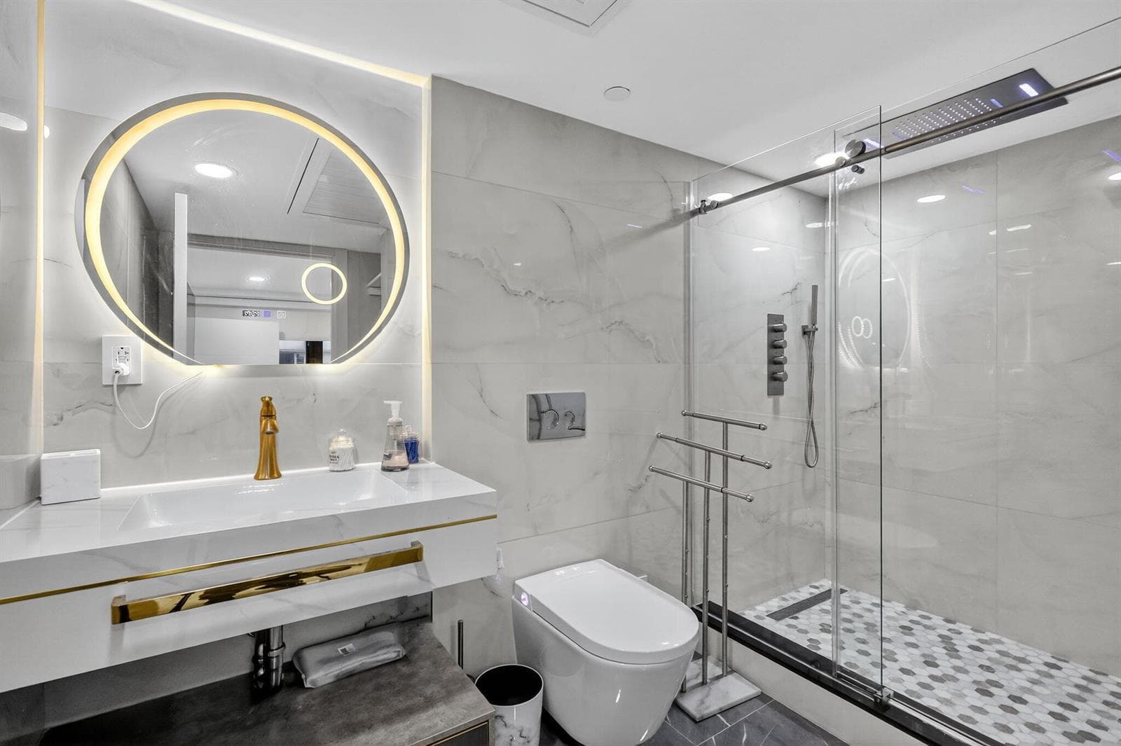 5225 Collins Avenue # 1408, Miami Beach FL 33140 — 18