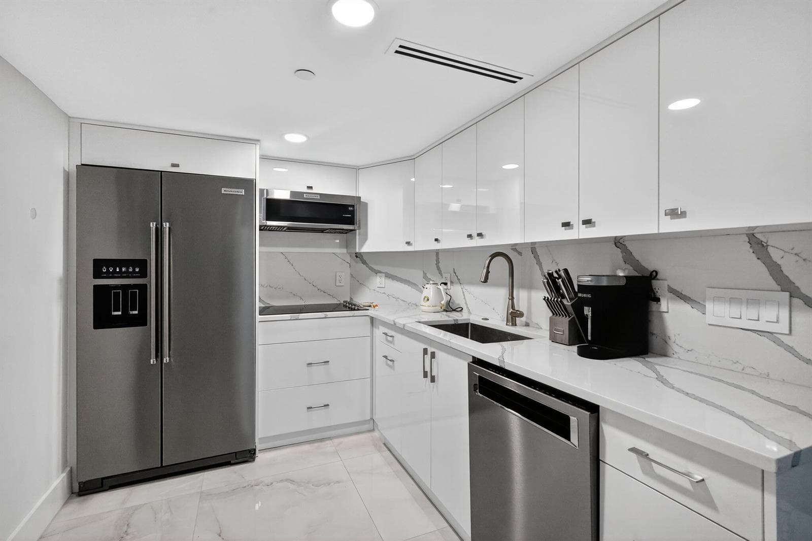 5225 Collins Avenue # 1408, Miami Beach FL 33140 — 8