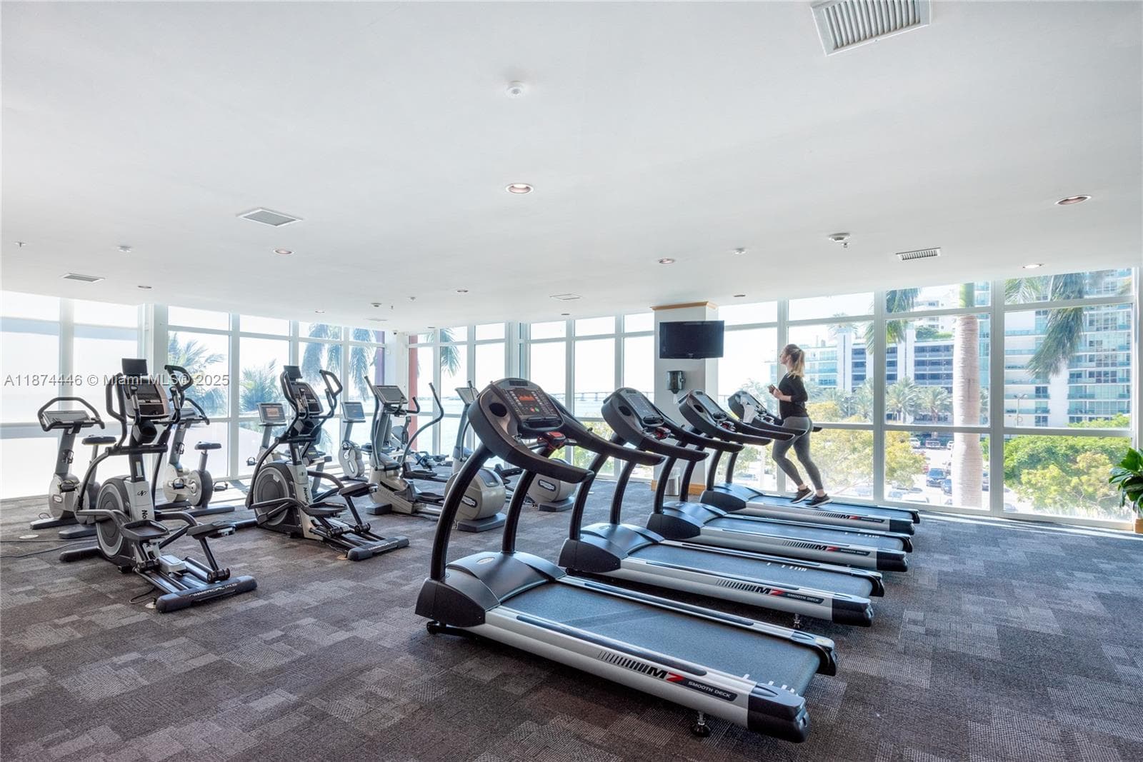 1155 Brickell Bay Dr # 609, Miami FL 33131 — 23