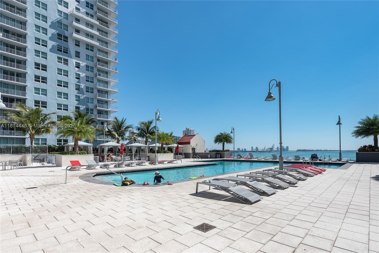 1155 Brickell Bay Dr # 609, Miami FL 33131 — 38