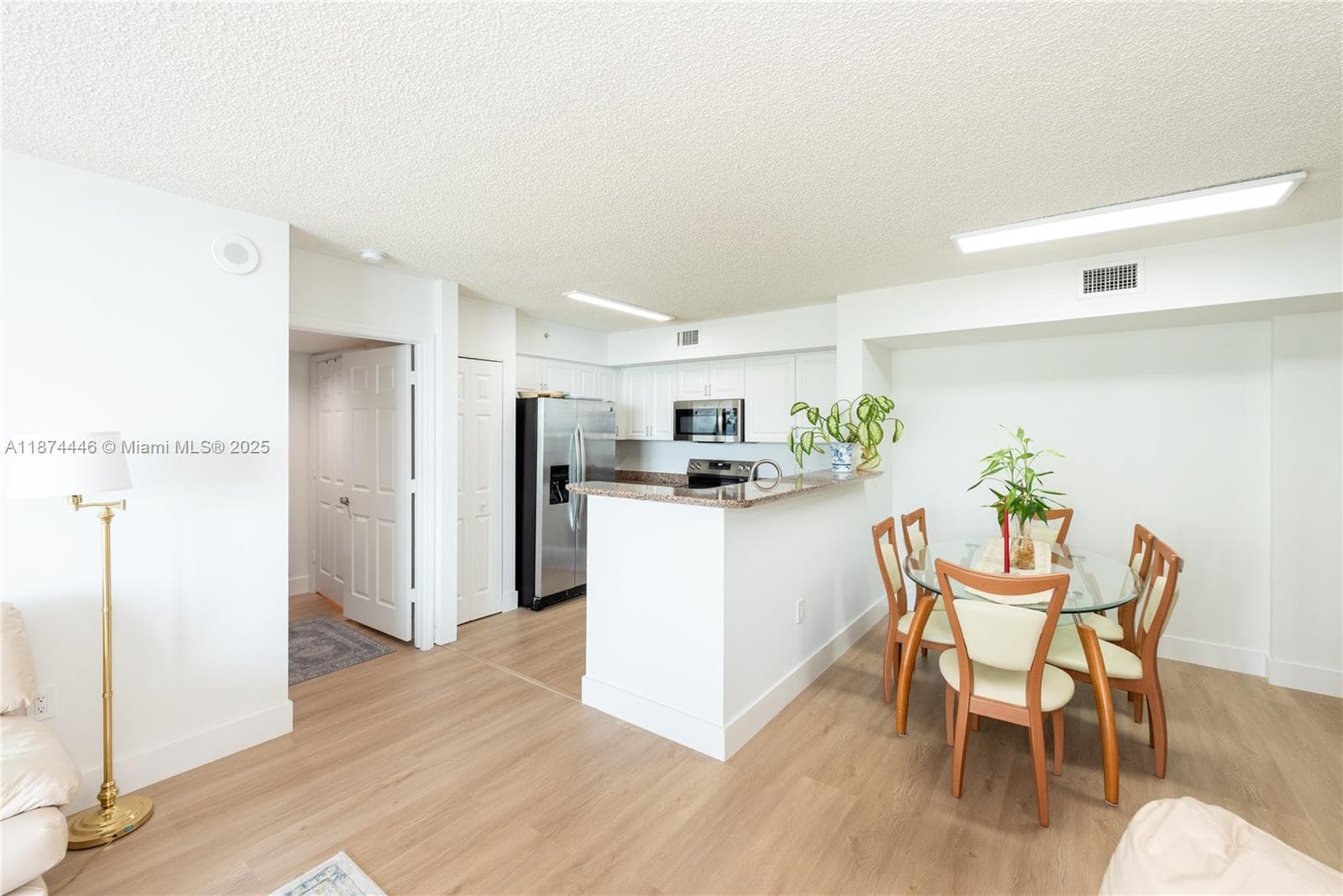 1155 Brickell Bay Dr # 609, Miami FL 33131 — 14