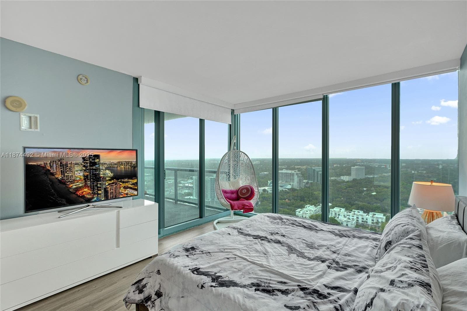 601 NE 36th St # 2703, Miami FL 33137 — 13