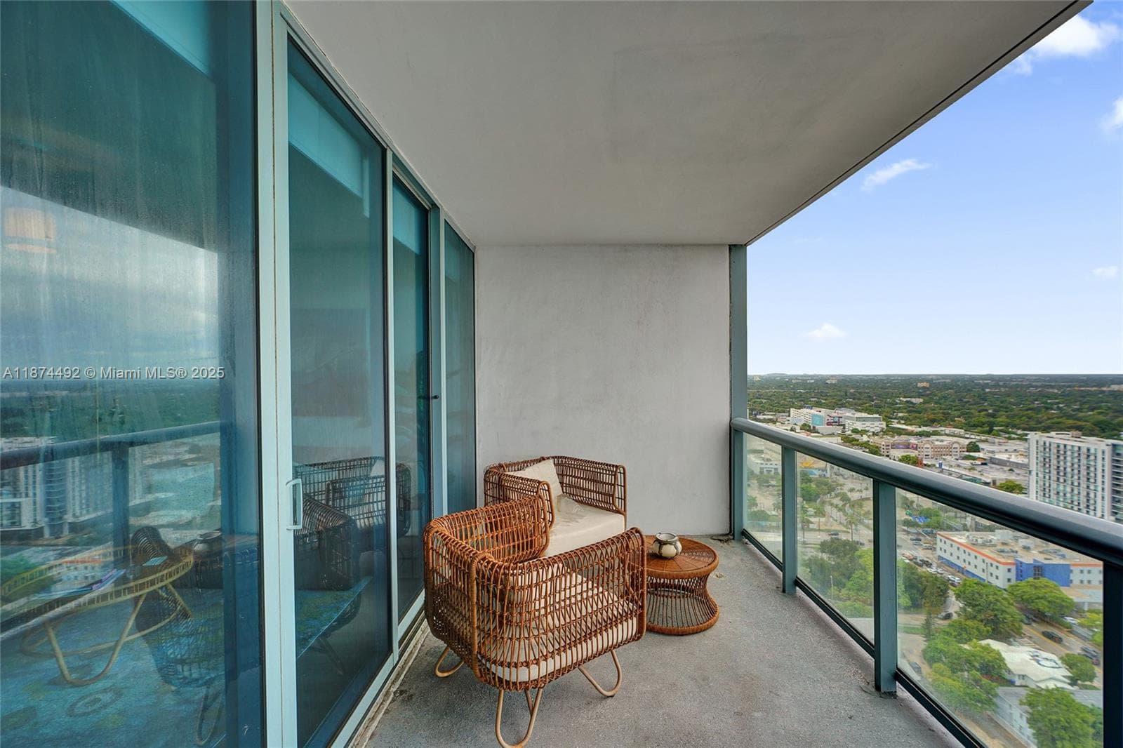 601 NE 36th St # 2703, Miami FL 33137 — 37