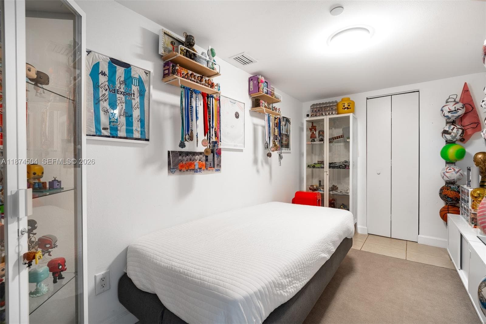 21055 Yacht Club Dr # 605, Aventura FL 33180 — 23