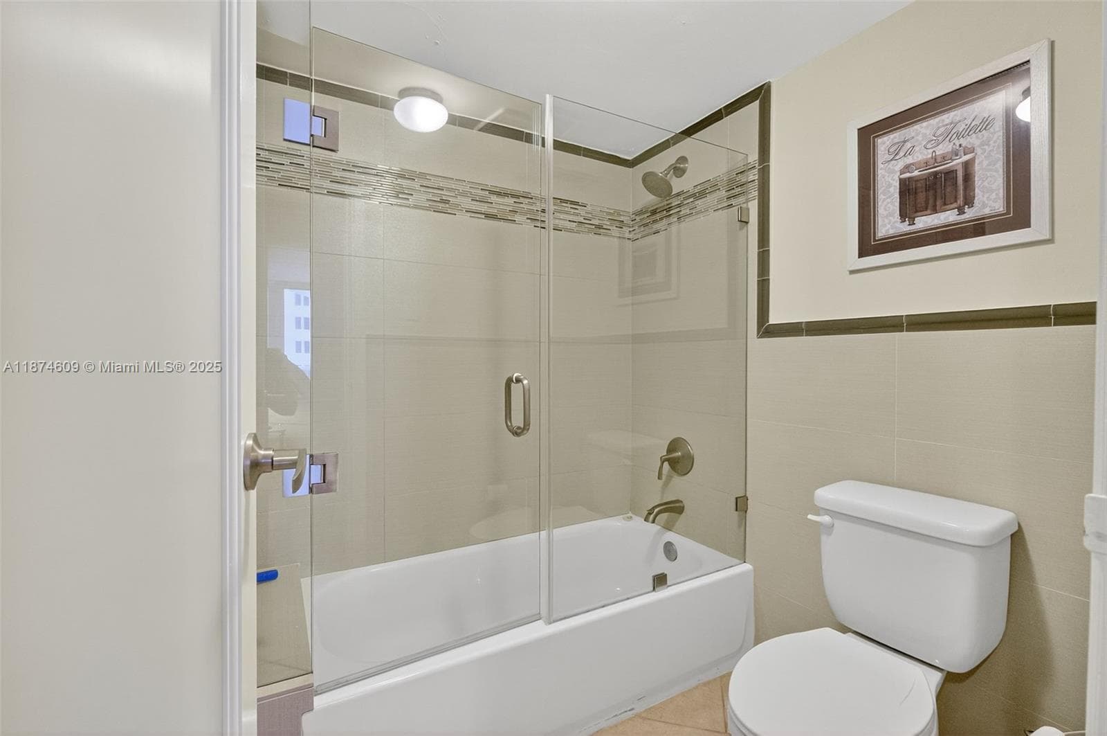 2401 Collins Ave # 1005, Miami Beach FL 33140 — 15