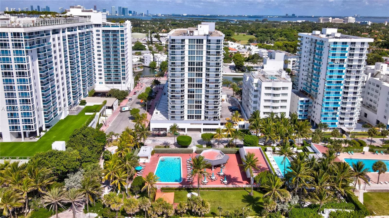 2401 Collins Ave # 1005, Miami Beach FL 33140 — 19