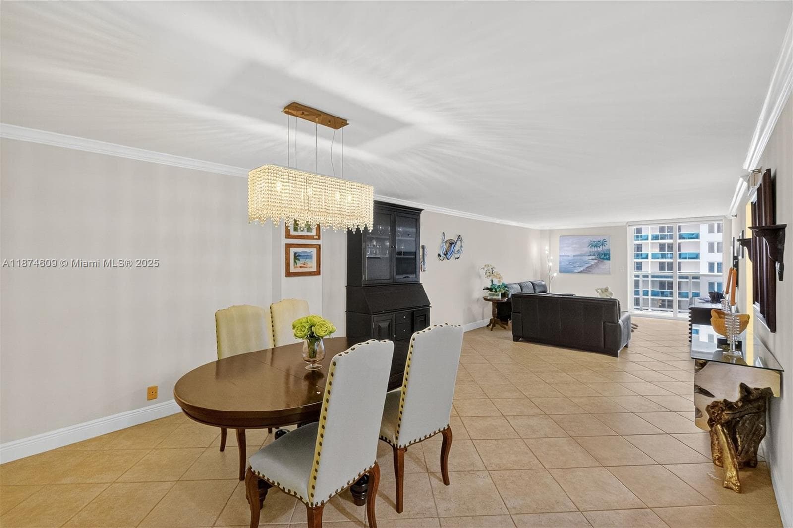 2401 Collins Ave # 1005, Miami Beach FL 33140 — 4