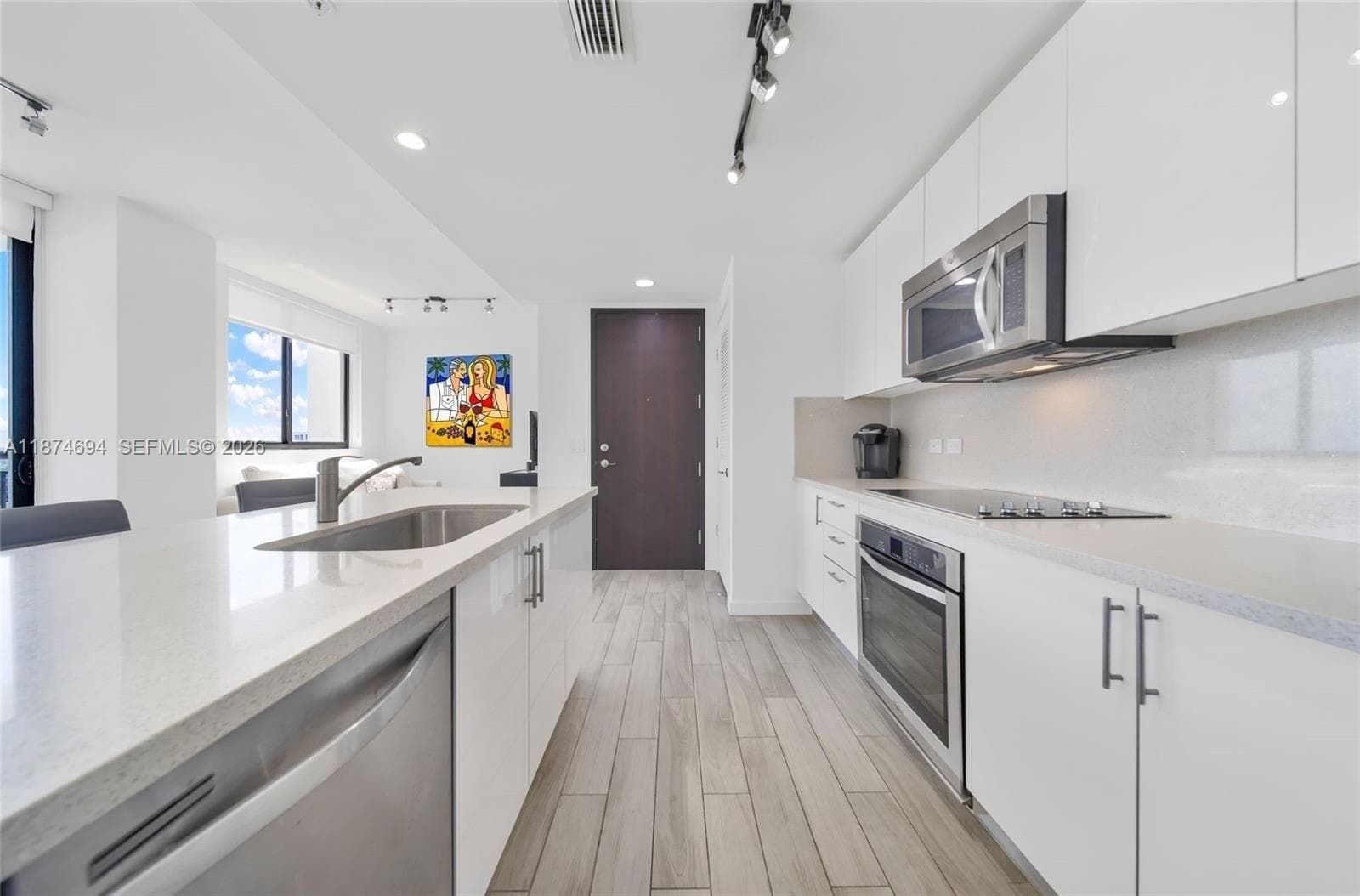 999 SW 1st Ave # 1903, Miami FL 33130 — 8
