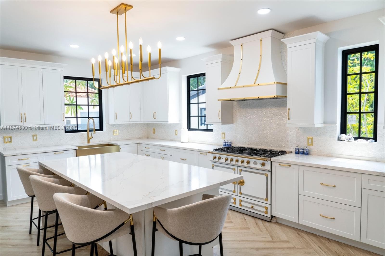 5149 Alton Rd, Miami Beach FL 33140 — 17