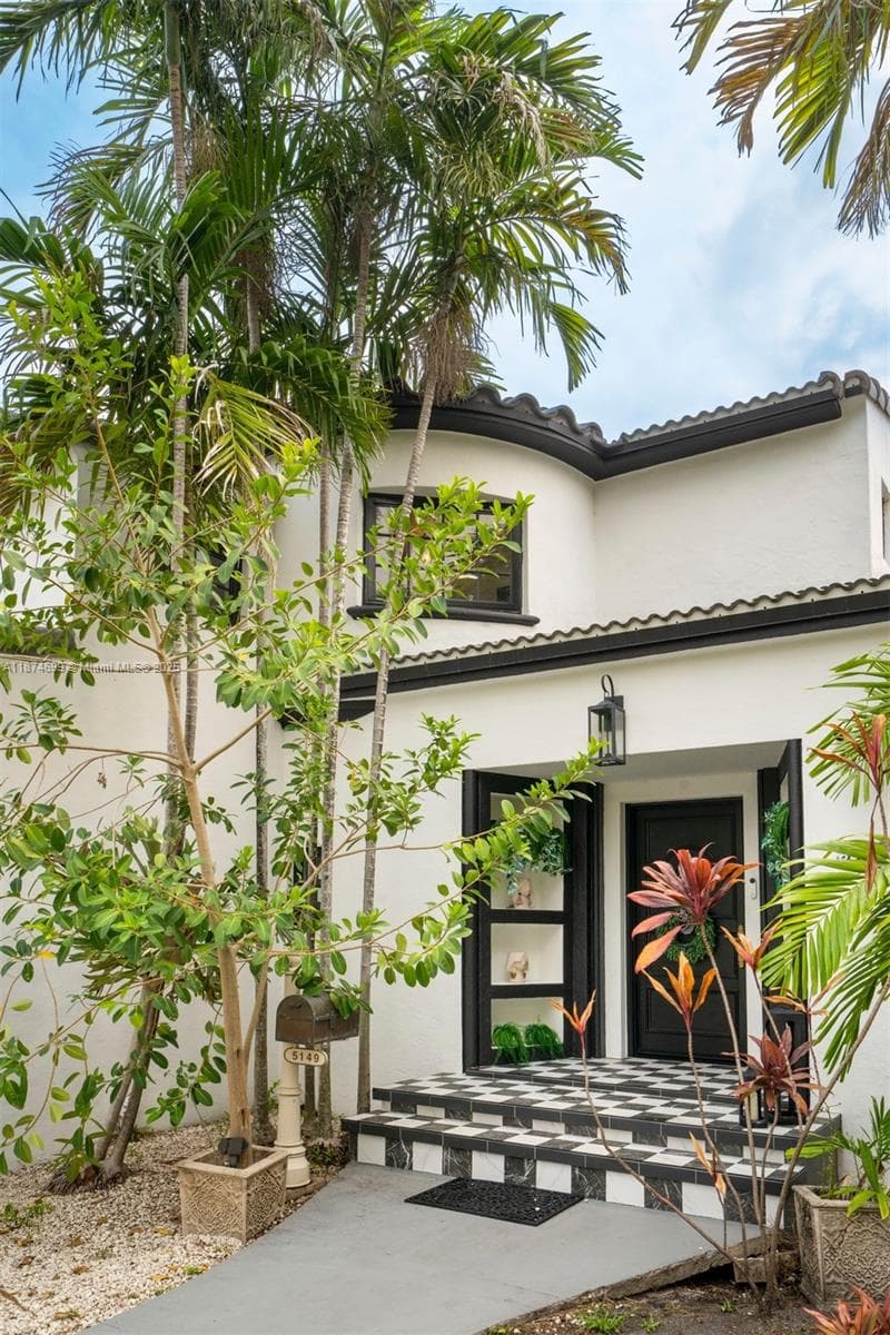 5149 Alton Rd, Miami Beach FL 33140 — 3