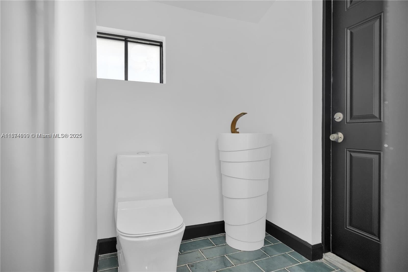 5149 Alton Rd, Miami Beach FL 33140 — 33