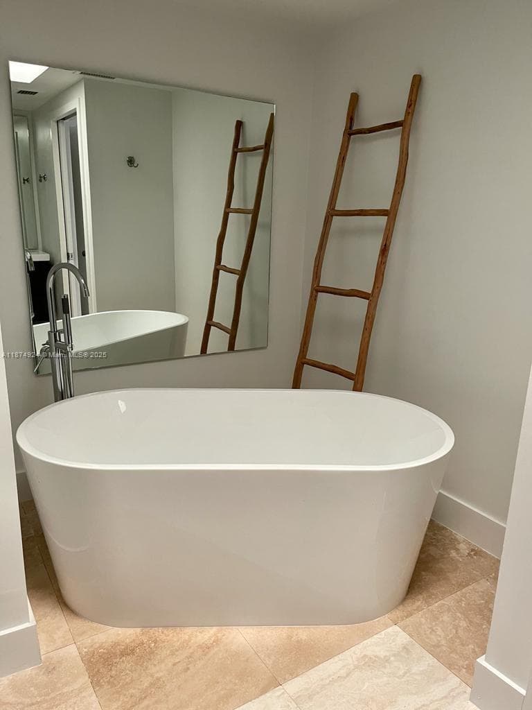 101 Crandon Blvd # 381, Key Biscayne FL 33149 — 13