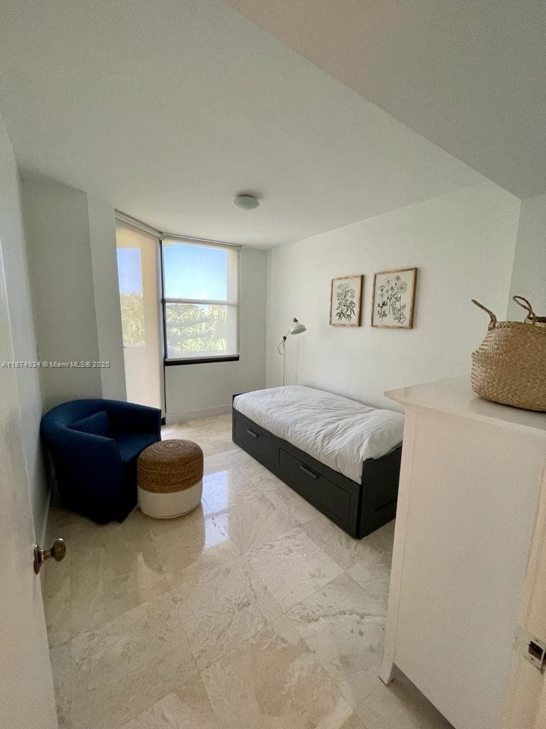 101 Crandon Blvd # 381, Key Biscayne FL 33149 — 16