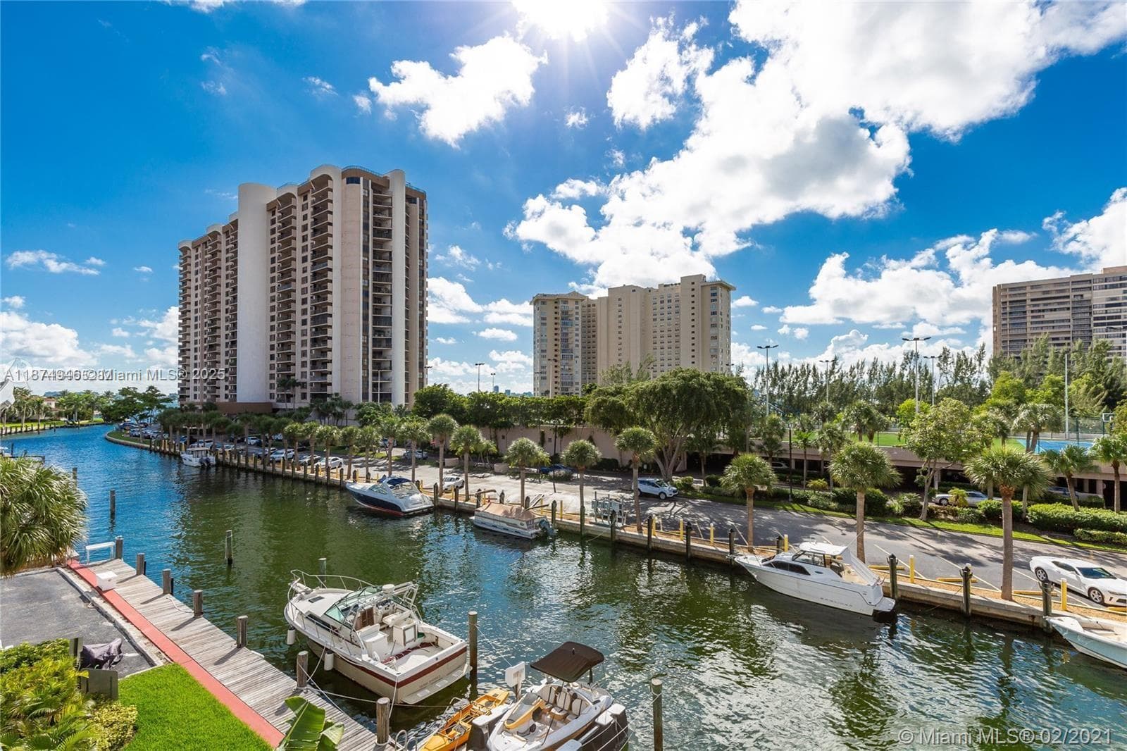 1650 NE 115th St # 403, Miami FL 33181 — 20