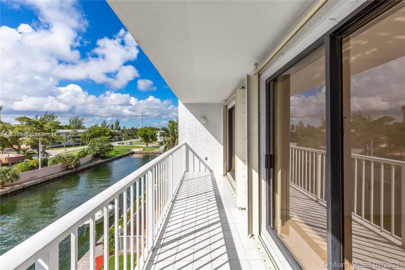 1650 NE 115th St # 403, Miami FL 33181 — 9