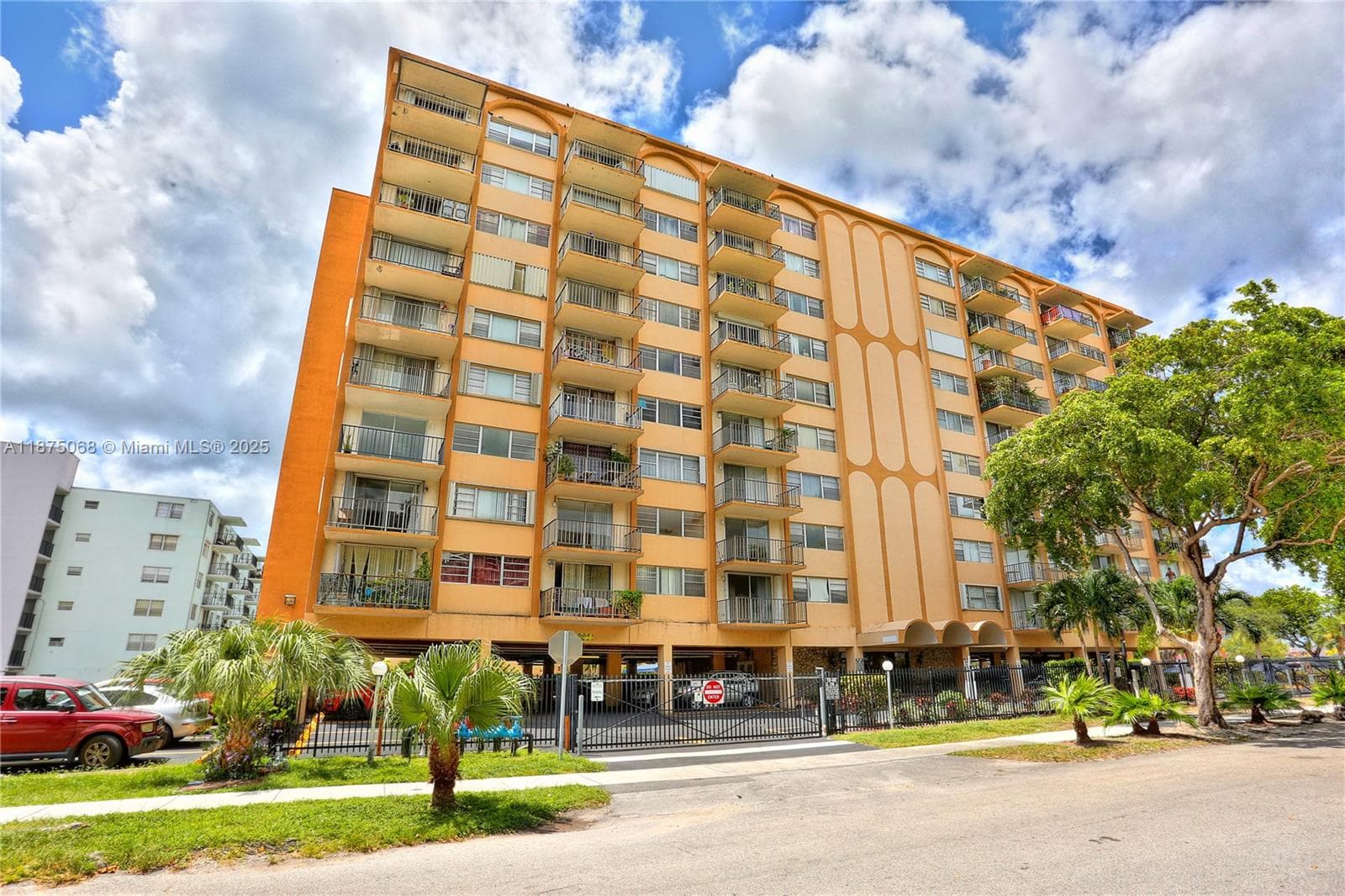 1470 NE 125th Ter, North Miami FL 33161 — 2