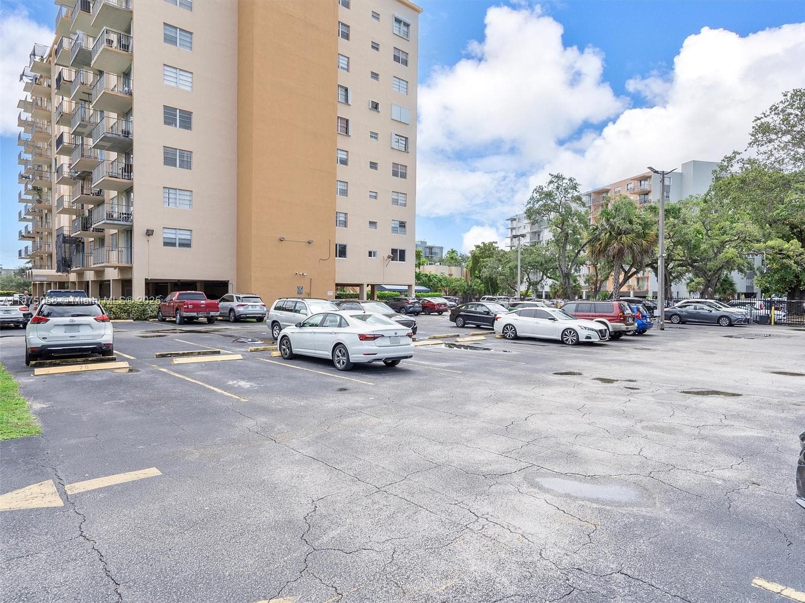1470 NE 125th Ter, North Miami FL 33161 — 25