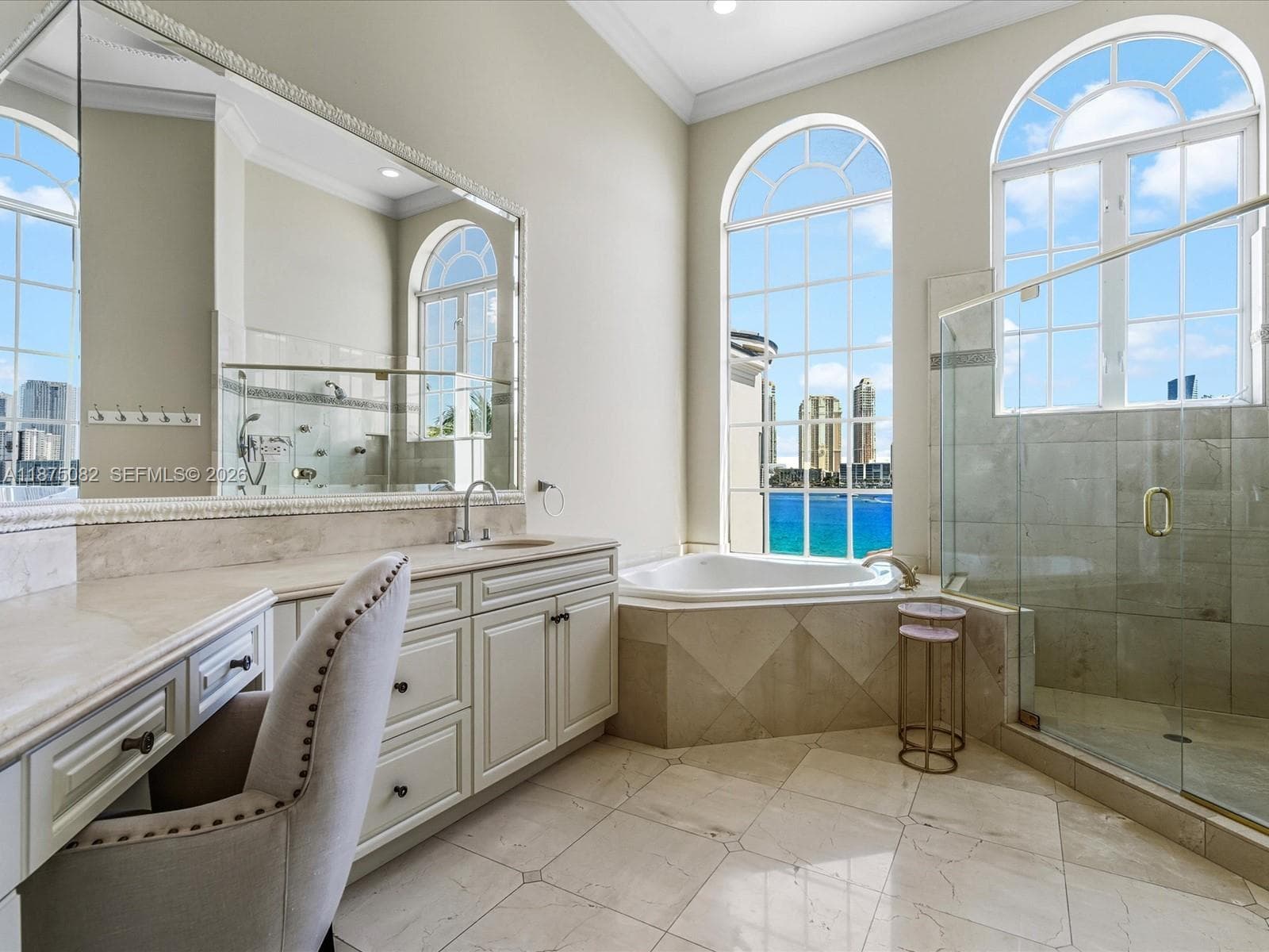4040 Island Estates Dr, Aventura FL 33160 — 41