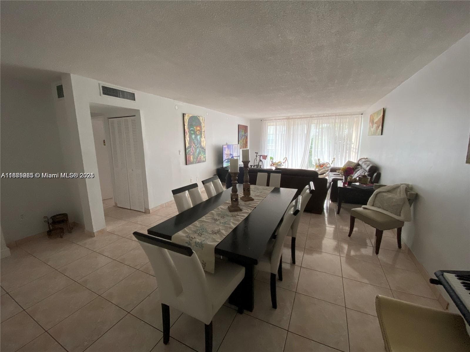 1670 NE 191st St # 3, Miami FL 33179 — 2