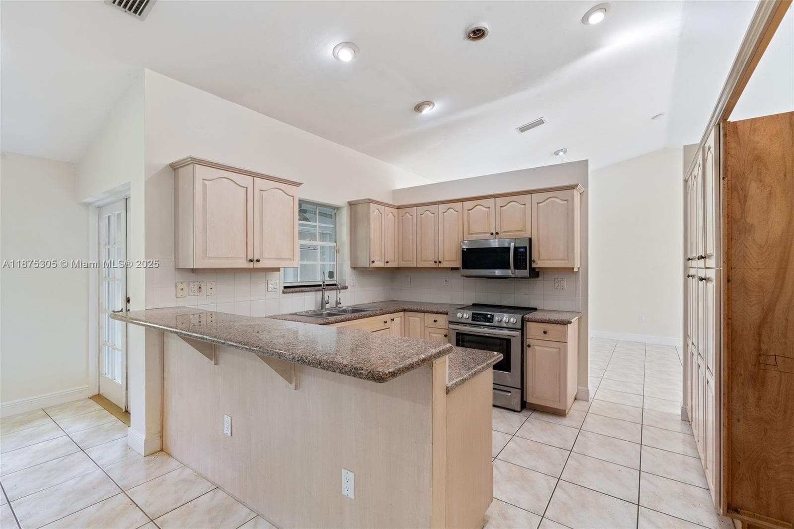16035 SW 173rd Ave, Miami FL 33187 — 22