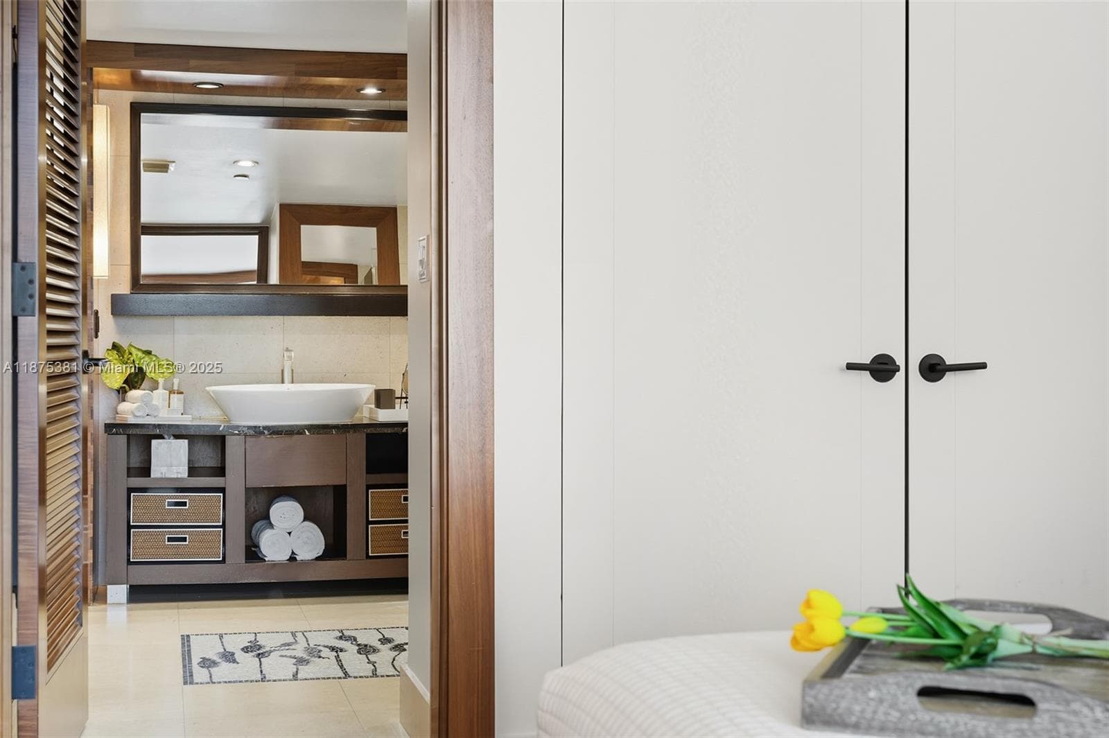 Central Carillon Beach Co, Miami Beach, FL — 22
