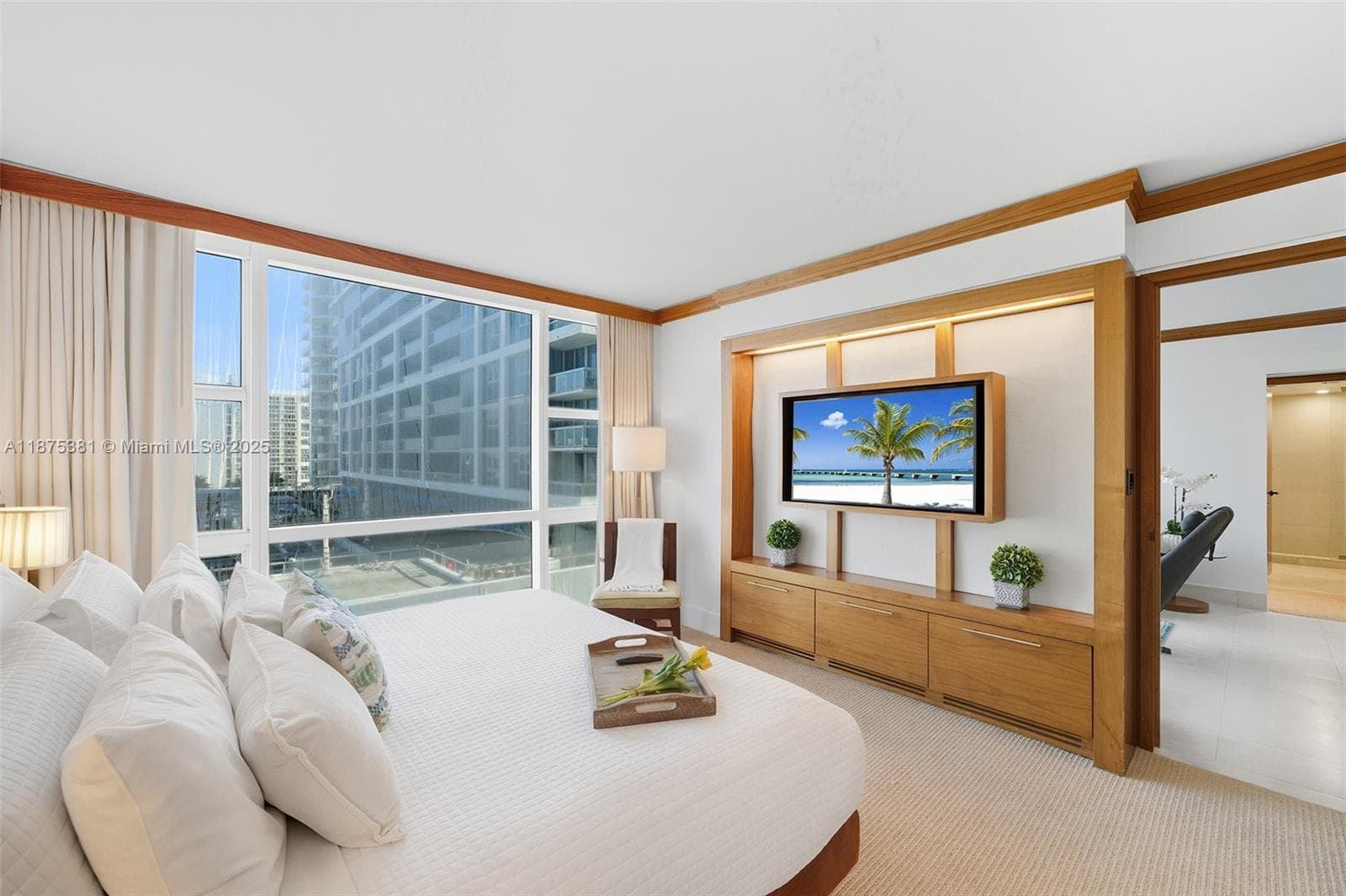 Central Carillon Beach Co, Miami Beach, FL — 15