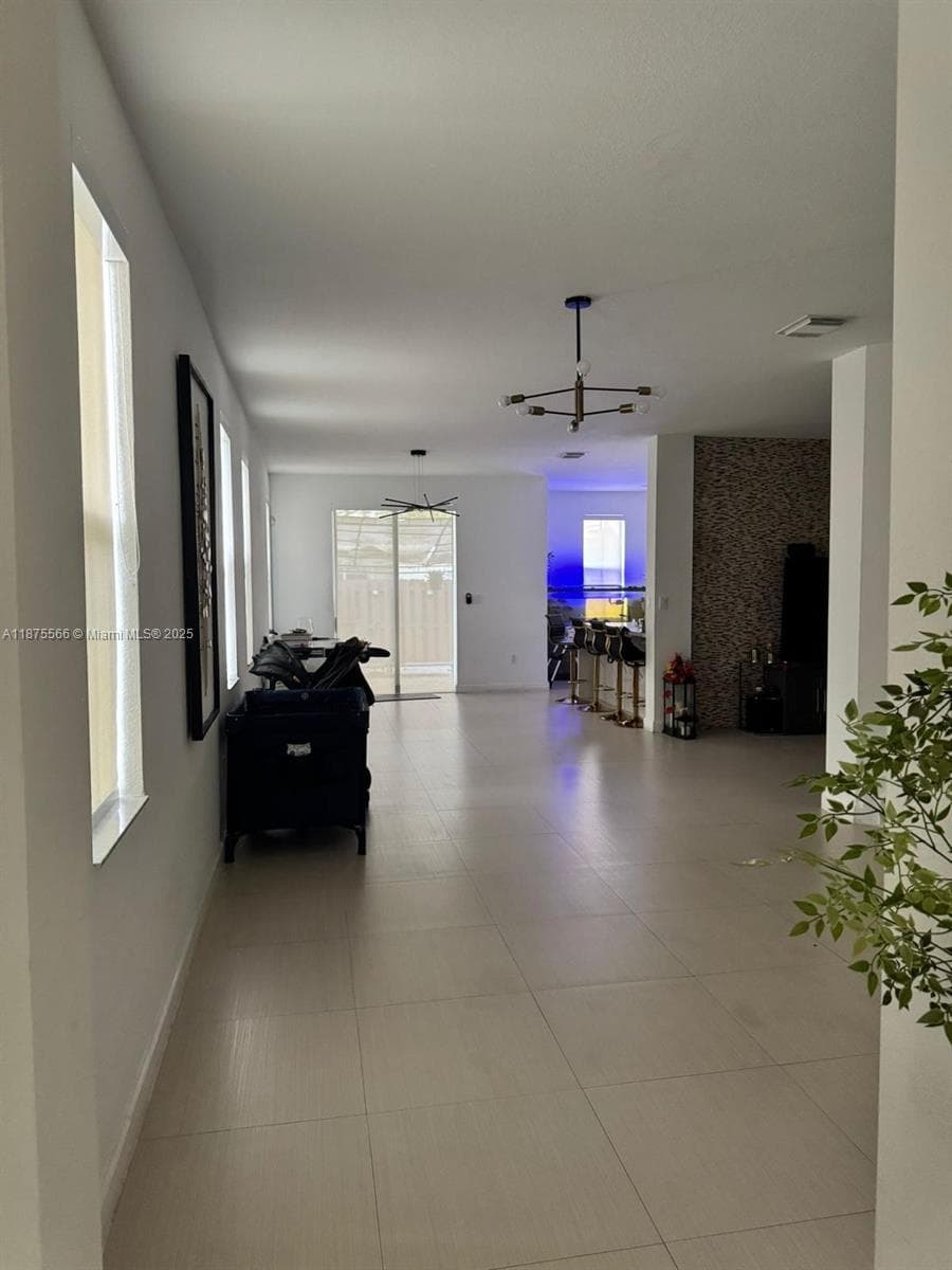 7414 NW 107th Ct, Doral FL 33178 — 10