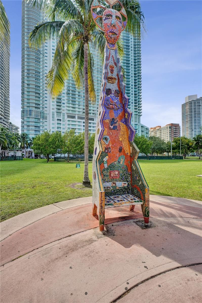 1900 N Bayshore Dr # 3207, Miami FL 33132 — 27