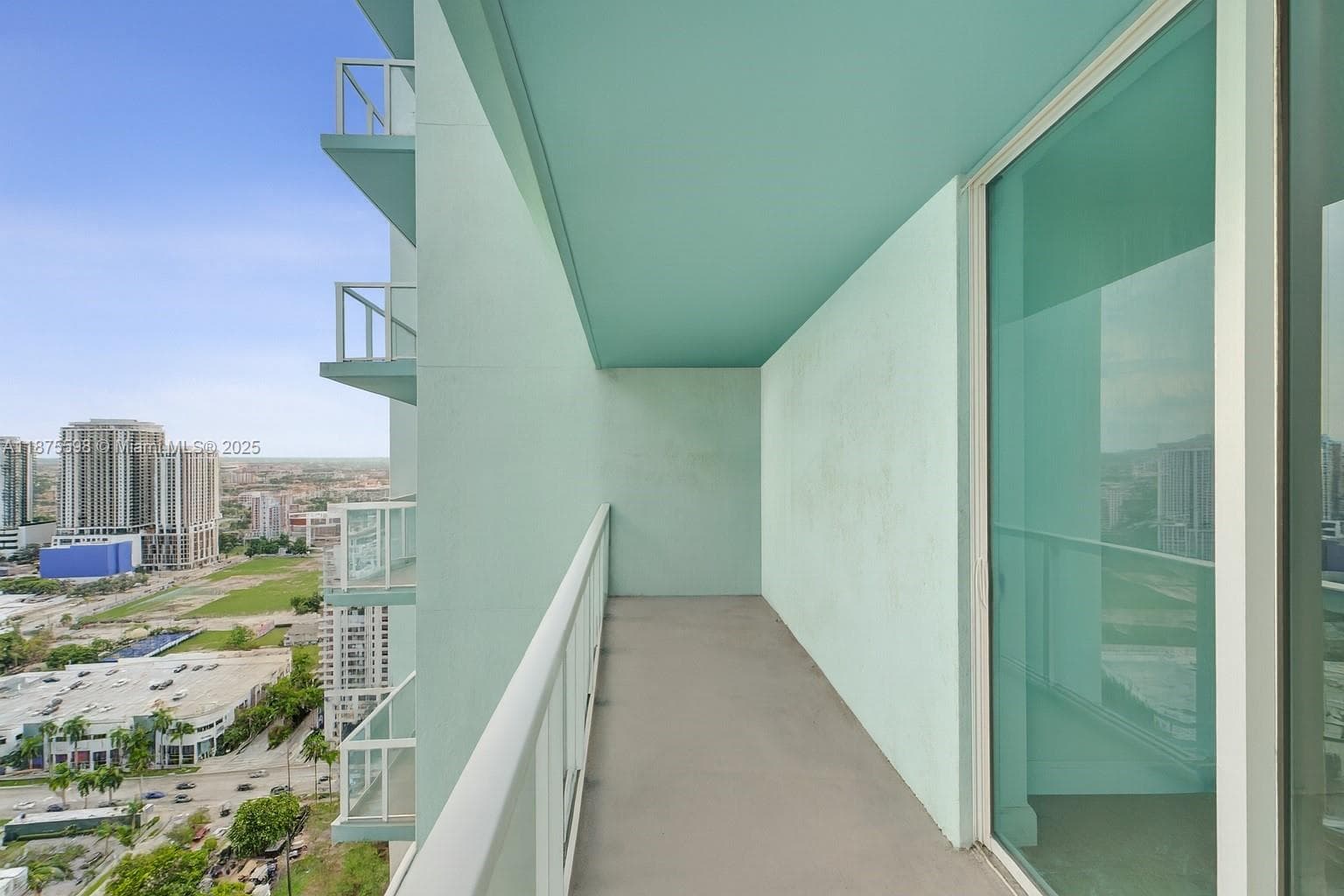 1900 N Bayshore Dr # 3207, Miami FL 33132 — 6
