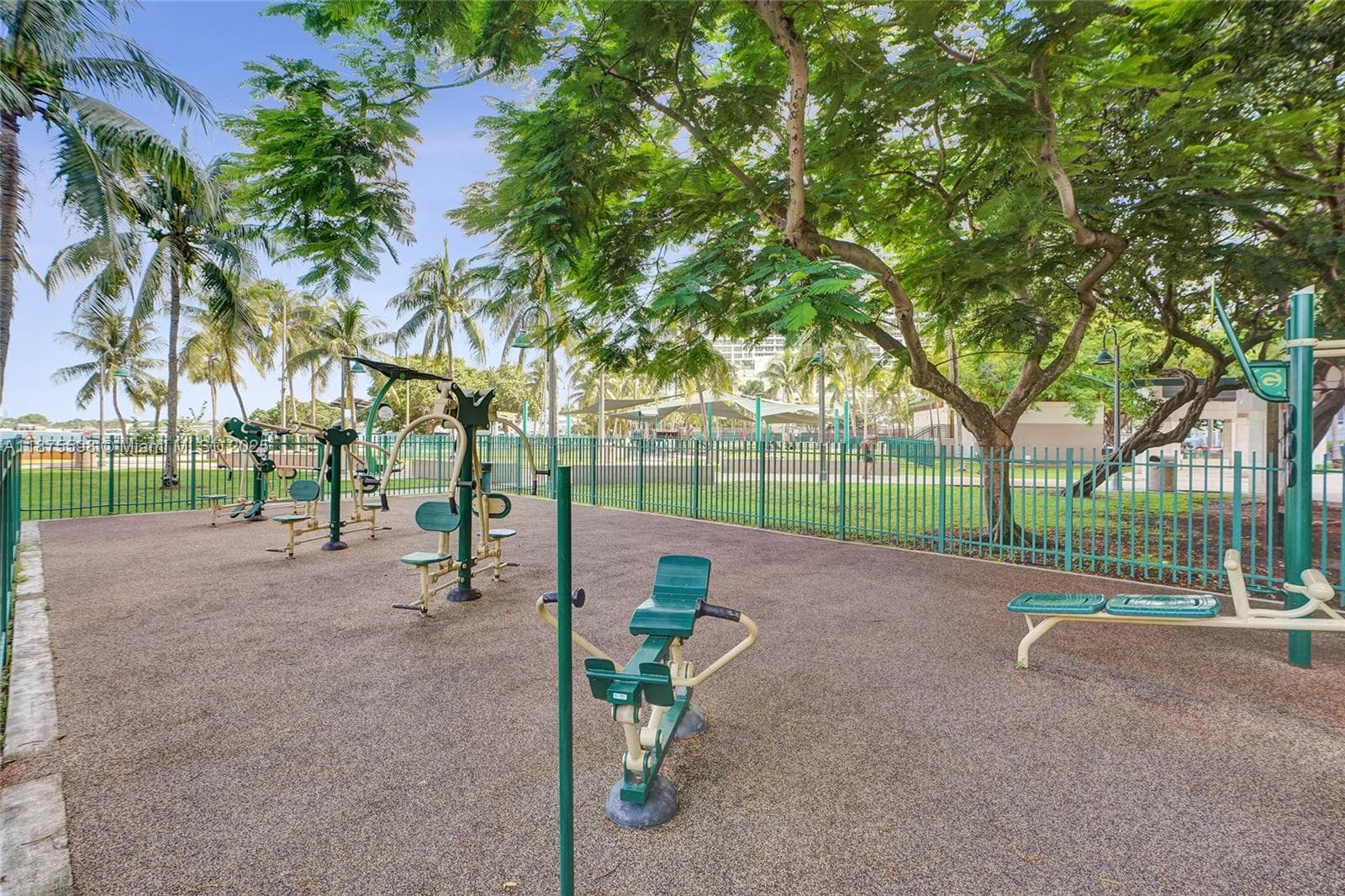 1900 N Bayshore Dr # 3207, Miami FL 33132 — 30