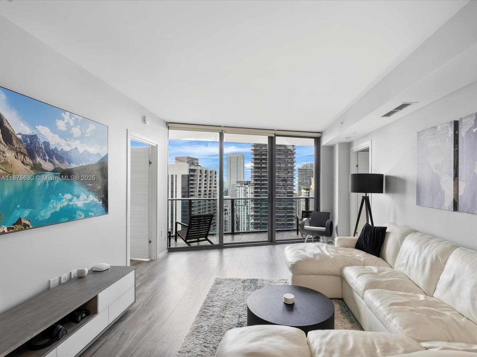 801 S Miami Ave # 4402, Miami FL 33130 — 11