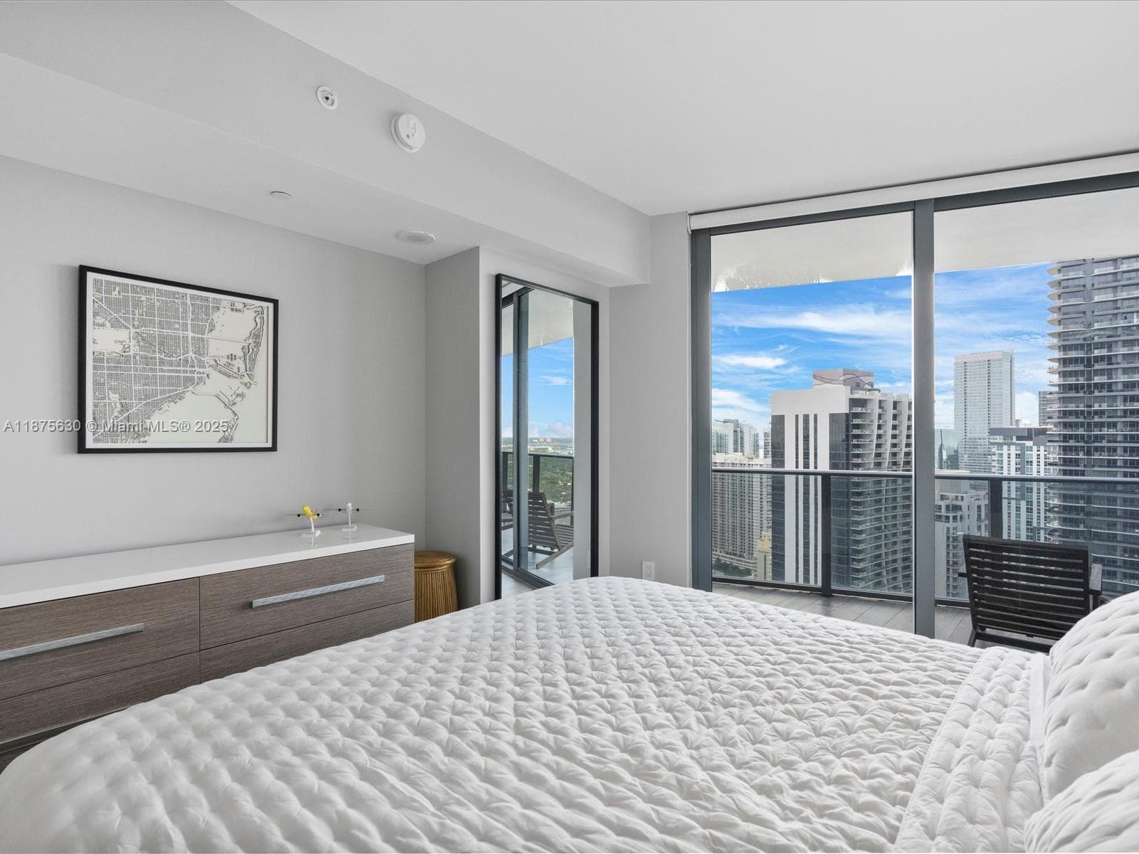 801 S Miami Ave # 4402, Miami FL 33130 — 25