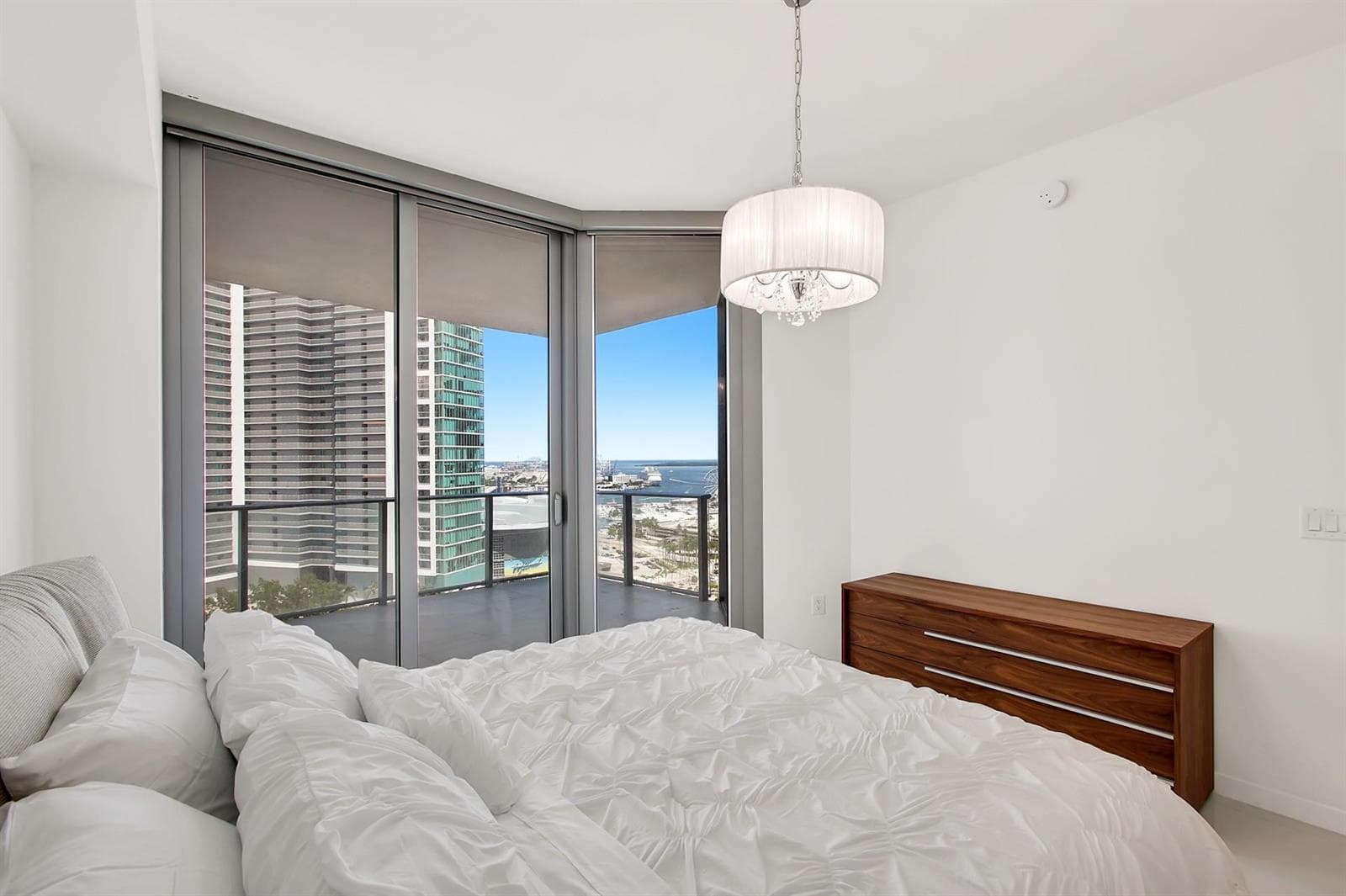 851 NE 1st Avenue # 2005, Miami FL 33132 — 13