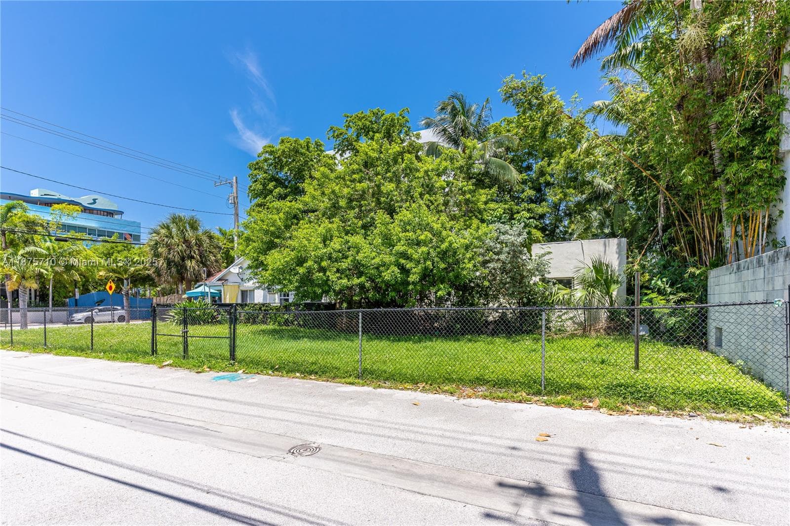 918 4th St, Miami Beach FL 33139 — 5