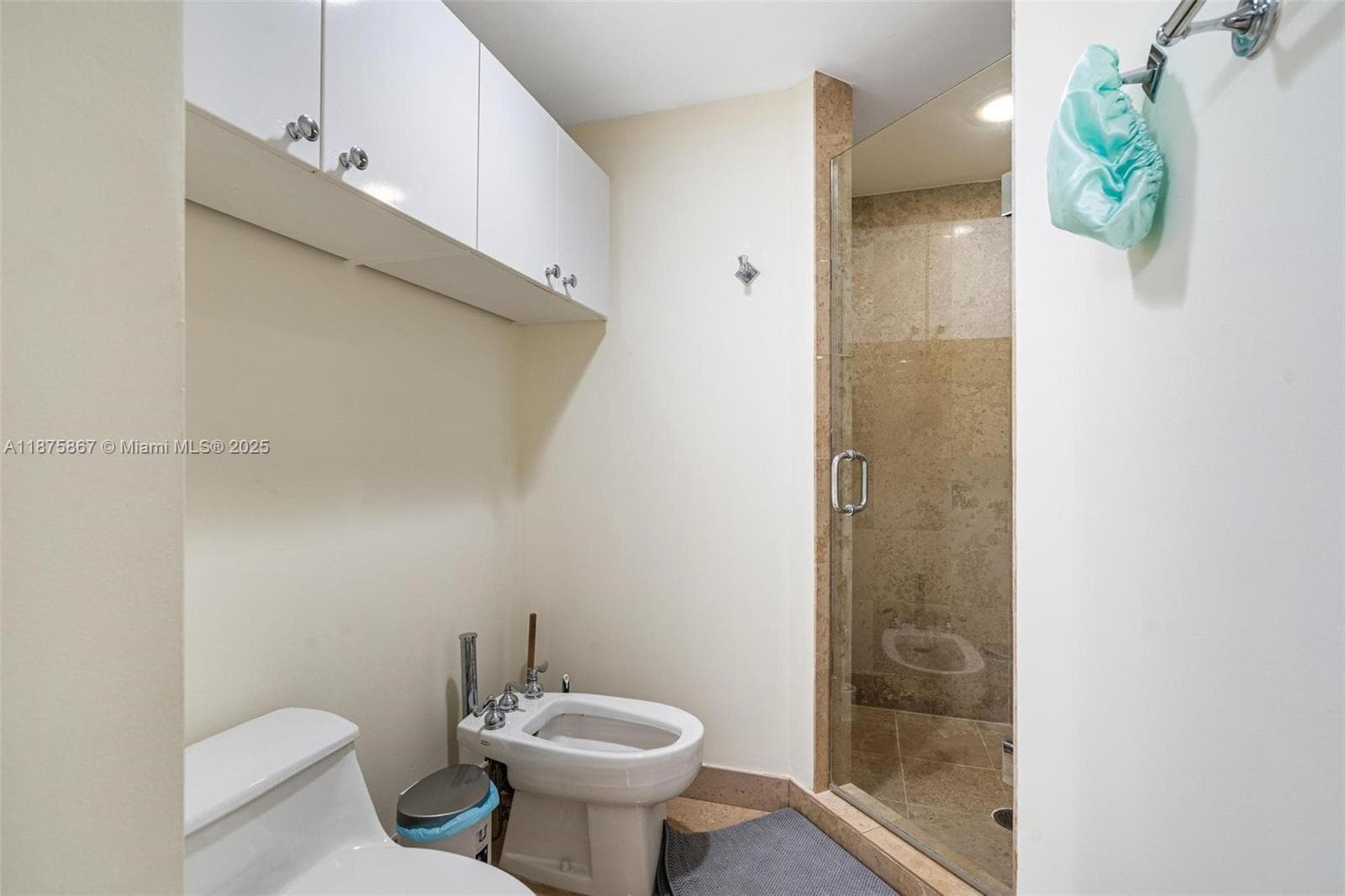 4779 Collins Ave # 2305, Miami Beach FL 33140 — 16