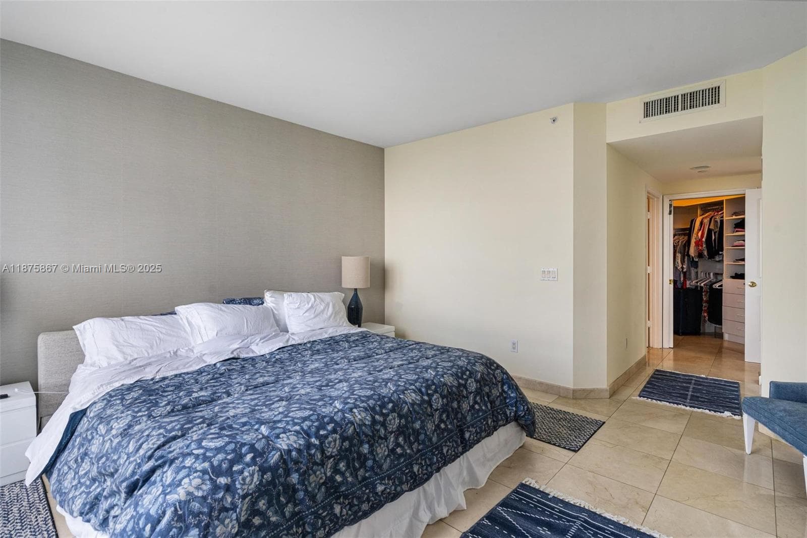 4779 Collins Ave # 2305, Miami Beach FL 33140 — 12