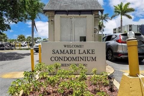 10000 NW 80th Ct # 2261, Hialeah Gardens FL 33016 — 1