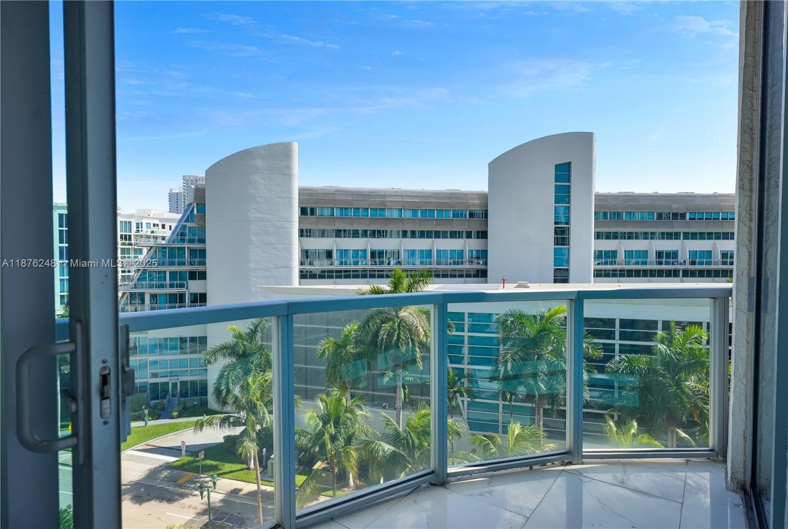 3029 NE 188th St # 625, Aventura FL 33180 — 13